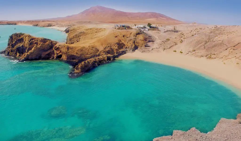 Exploring Lanzarote: A Comprehensive Guide to the Canary Island Gem